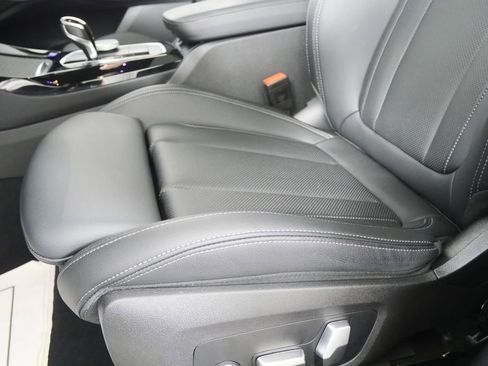 Used 2023 BMW X3 sDrive30i w/ M Sport Package RWD image 9