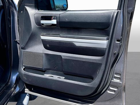 Used 2019 Toyota Tundra SR5 w/ SR5 Upgrade Package RWD image 17