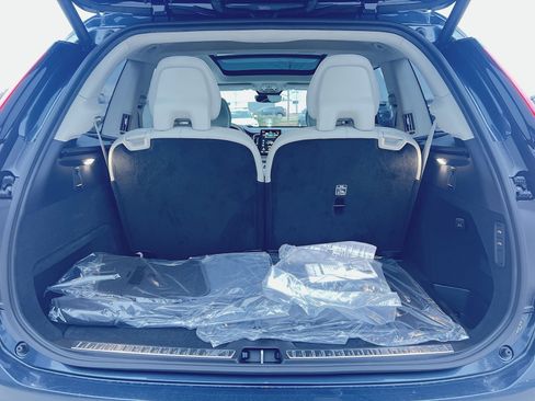 New 2026 Volvo XC90 B6 Ultra w/ Lounge Package image 26