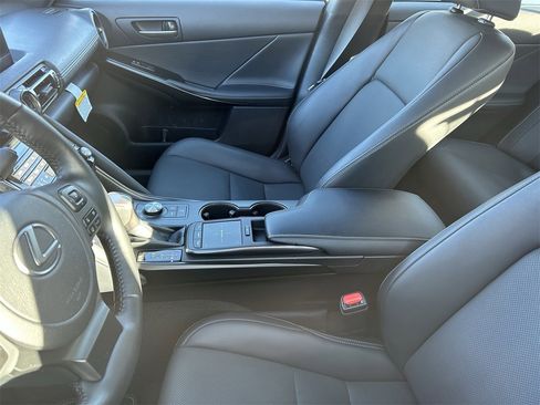 Used 2024 Lexus IS 300 w/ Premium Package image 8