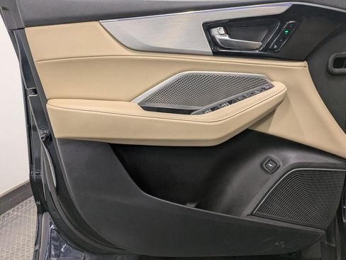 Used 2023 Acura MDX SH-AWD w/ Technology Package image 8