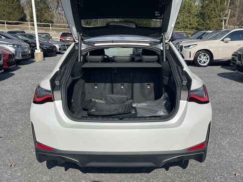 Certified 2023 BMW i4 eDrive35 w/ Premium Package image 8