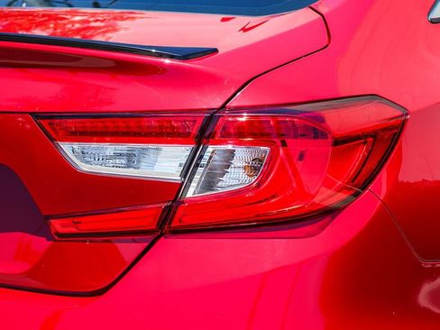 Used 2022 Honda Accord Sport Special Edition image 9