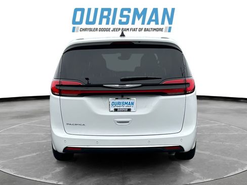New 2026 Chrysler Pacifica Select FWD image 5