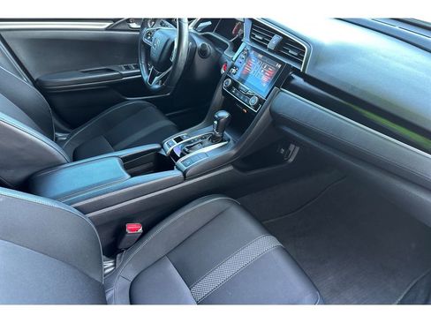 Used 2021 Honda Civic Sport image 16