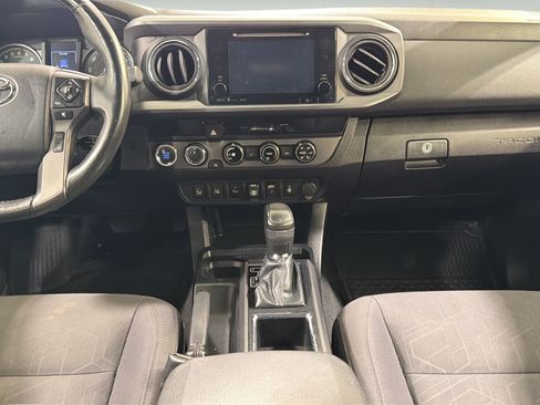 Used 2018 Toyota Tacoma TRD Sport w/ Technology Package AWD/4WD image 22