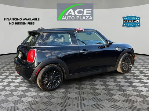 Used 2018 MINI Cooper 2-Door Hardtop w/ Signature Line Package image 5