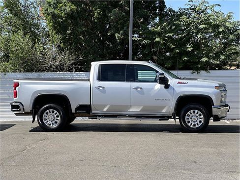 Used 2023 Chevrolet Silverado 2500 LTZ w/ LTZ Plus Package AWD/4WD image 9