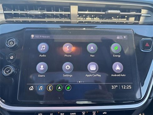 Used 2022 Chevrolet Bolt EUV Premier w/ Sun & Sound Package image 26