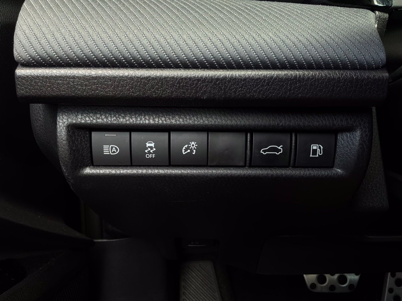 Used 2026 Toyota Camry SE FWD image 24