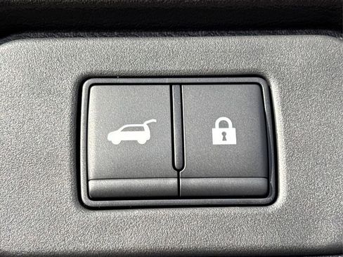 New 2026 Nissan Rogue SV image 14