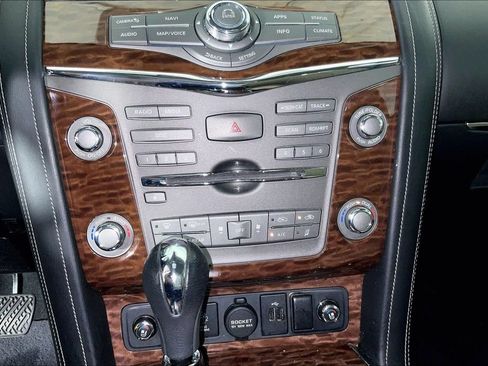 Used 2019 Nissan Armada Platinum w/ Captain's Chairs Package RWD image 30