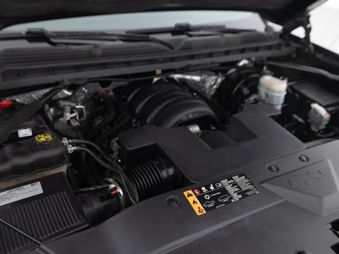 Used 2017 Chevrolet Silverado 1500 LT w/ All Star Edition AWD/4WD image 44