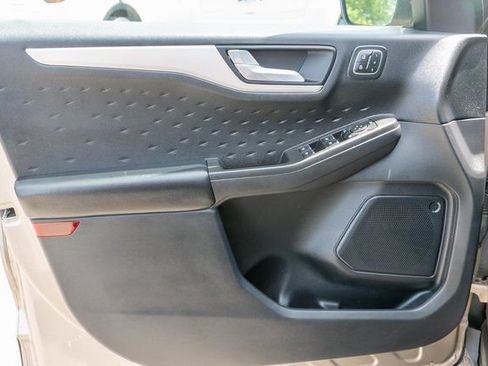 Used 2020 Ford Escape SEL AWD/4WD image 18