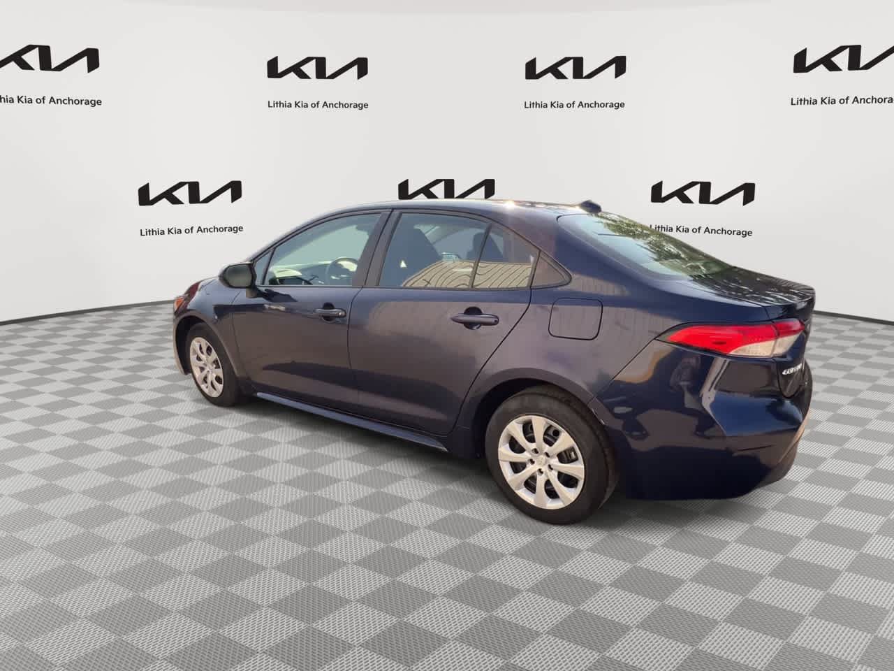 Used 2024 Toyota Corolla LE FWD image 6