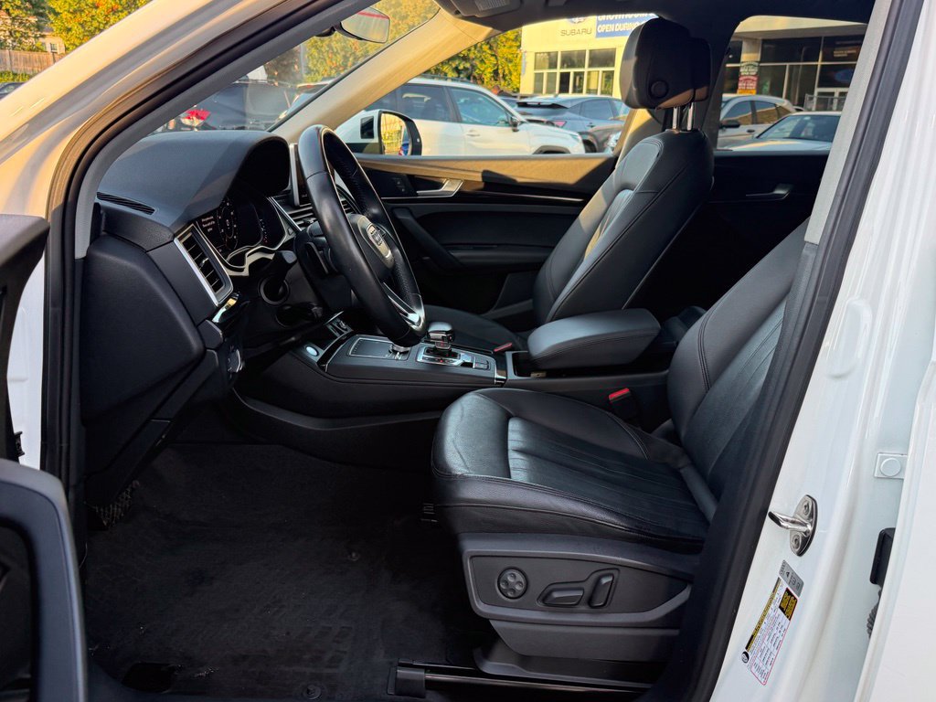 Used 2019 Audi Q5 2.0T Premium Plus w/ Premium Plus Package AWD/4WD image 21