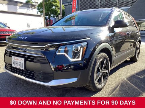 Used 2025 Kia Niro LX FWD image 1