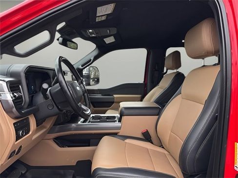 Used 2023 Ford F250 Lariat w/ Chrome Package image 10