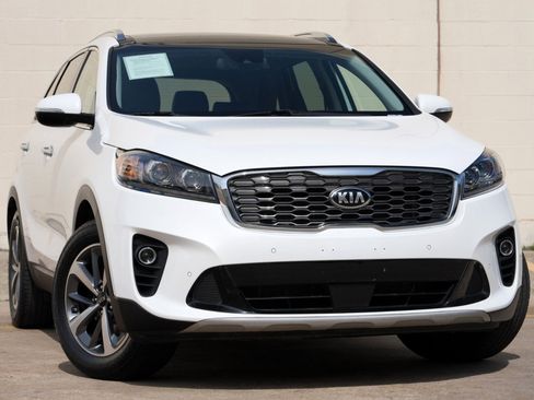 Used 2019 Kia Sorento EX w/ EX Touring Package FWD image 2