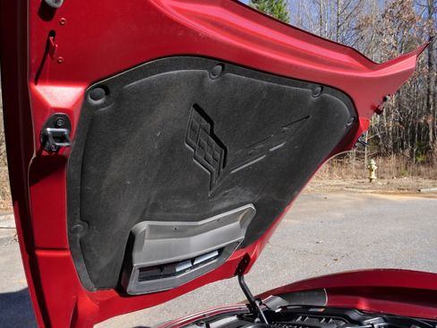 Used 2014 Chevrolet Corvette Convertible 2LT / 6.2L V8 / Pe w/ 2LT Preferred Equipment Group image 37