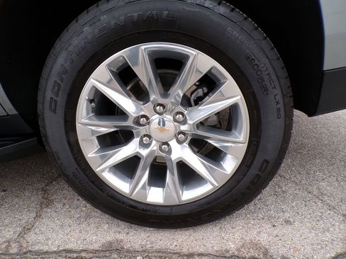 Used 2025 Chevrolet Tahoe Premier image 8