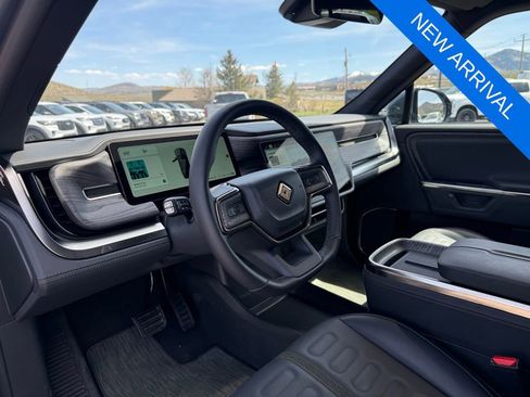 Used 2026 Rivian R1S Adventure AWD/4WD image 7