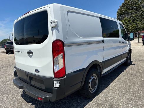 Used 2016 Ford Transit 150 130 Low Roof RWD image 21