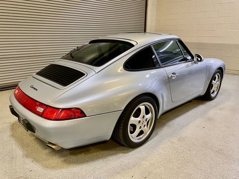 Used 1996 Porsche 911 GT3 RS image 12