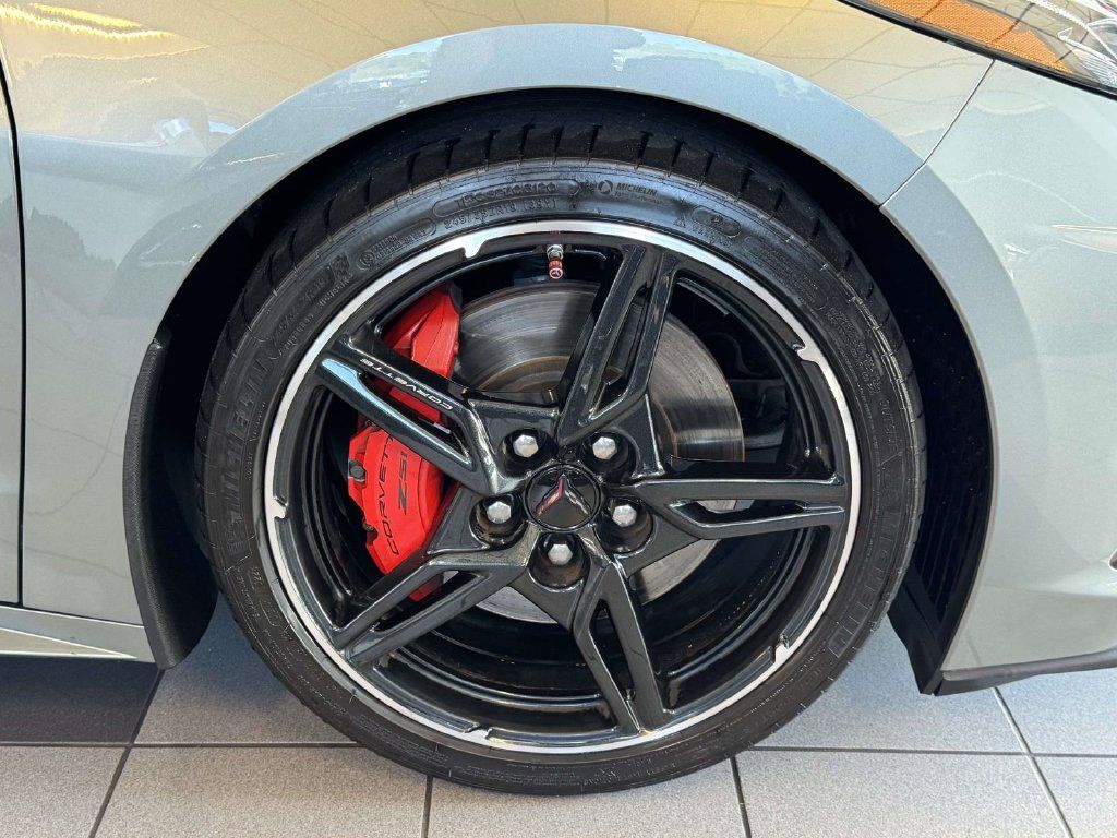 Used 2024 Chevrolet Corvette Stingray Coupe w/ Z51 Performance Package RWD image 26