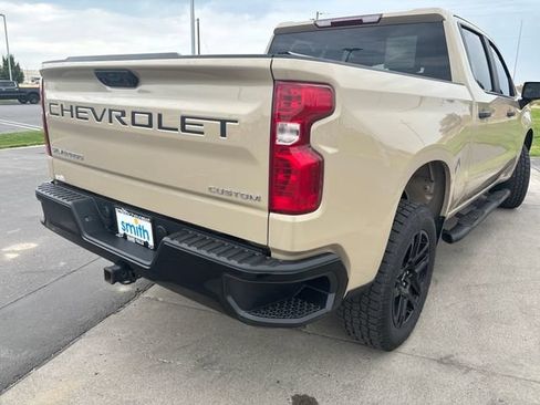 Certified 2022 Chevrolet Silverado 1500 Custom Trail Boss w/ LPO, Dark Essentials Package AWD/4WD image 29