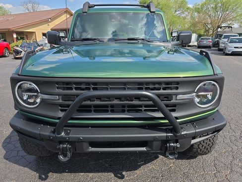 Used 2023 Ford Bronco Black Diamond image 12