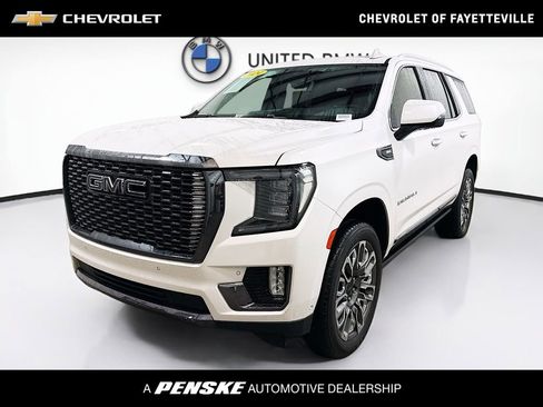 Used 2024 GMC Yukon Denali Ultimate AWD/4WD image 1