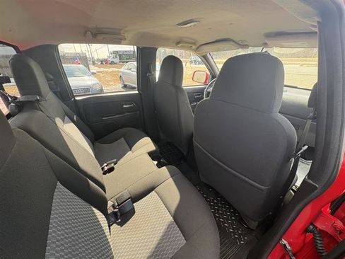 Used 2010 Chevrolet Colorado LT image 18