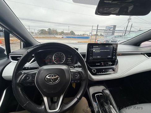 Used 2020 Toyota Corolla SE image 17