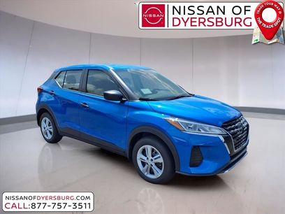 New 2025 Nissan Kicks Play S w/ Interior Electronics Package