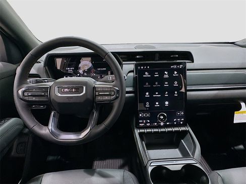 New 2026 GMC Terrain AT4 w/ LPO, Floor Liner Package image 23