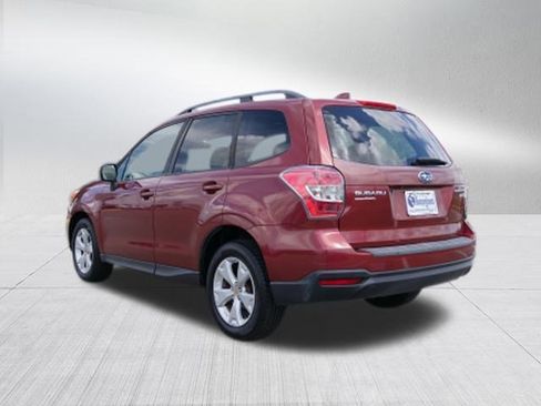 Used 2016 Subaru Forester 2.5i Premium image 5
