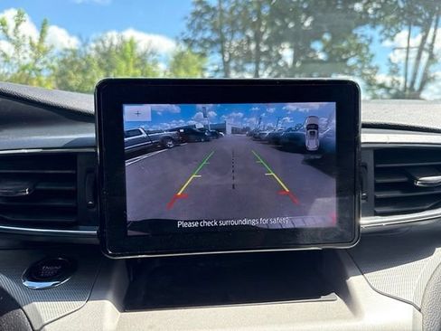 Certified 2023 Ford Explorer XLT w/ Equipment Group 202A AWD/4WD image 23