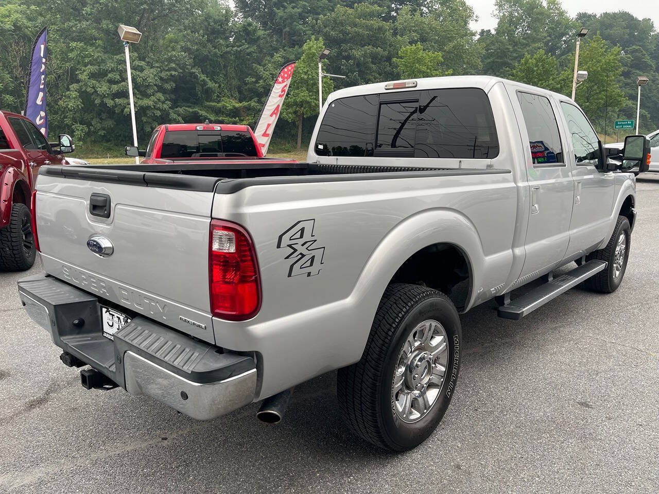 Used 2016 Ford F350 4x4 Crew Cab Super Duty image 8