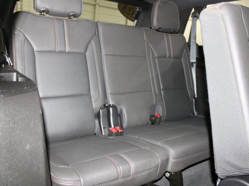 Used 2023 Chevrolet Tahoe RST AWD/4WD image 35