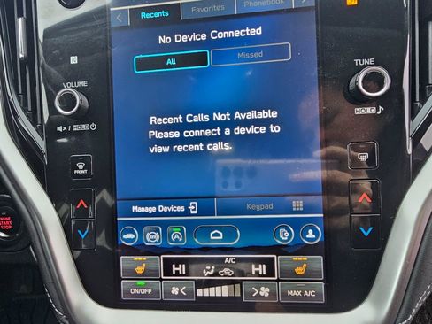 Used 2023 Subaru Outback Premium image 11