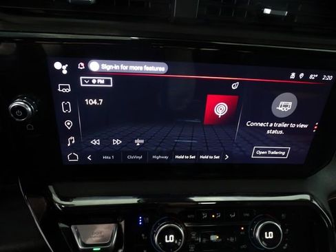 Used 2024 GMC Sierra 2500 AT4 w/ AT4 Premium Plus Package image 15