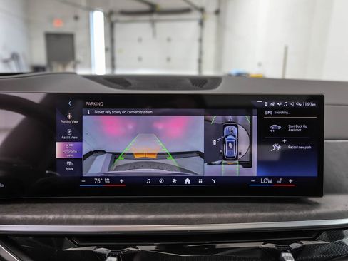 New 2026 BMW X5 xDrive40i AWD/4WD image 19