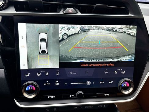 Used 2023 Lexus RZ 450e Premium w/ Technology Package image 23