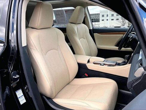 Used 2022 Lexus RX 350 AWD w/ Premium Package image 7