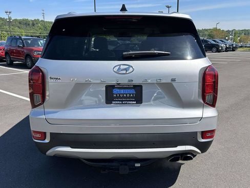 Used 2021 Hyundai Palisade SEL w/ Premium Package FWD image 4