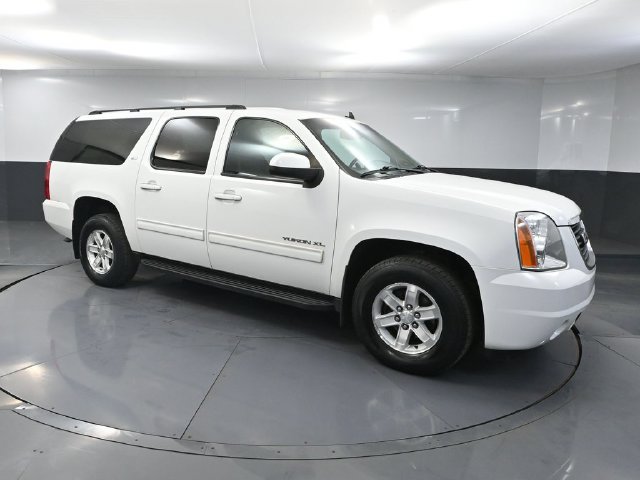 Used 2013 GMC Yukon XL SLT AWD/4WD image 1
