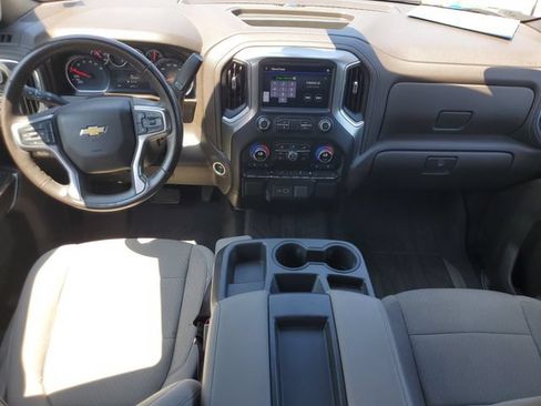 Used 2021 Chevrolet Silverado 1500 LT RWD image 8