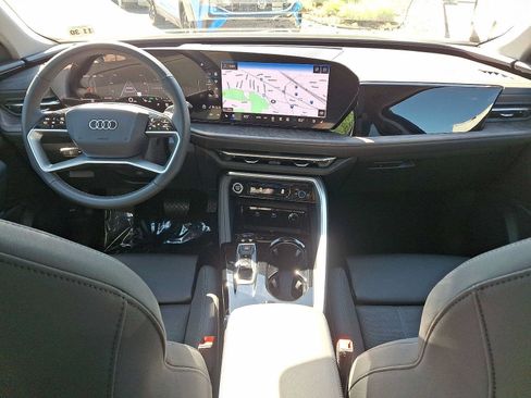Certified 2025 Audi Q5 Premium w/ Premium Plus AWD/4WD image 10