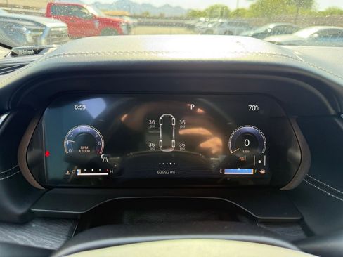 Used 2021 Jeep Grand Cherokee L Overland w/ Advanced Protech Group III AWD/4WD image 17